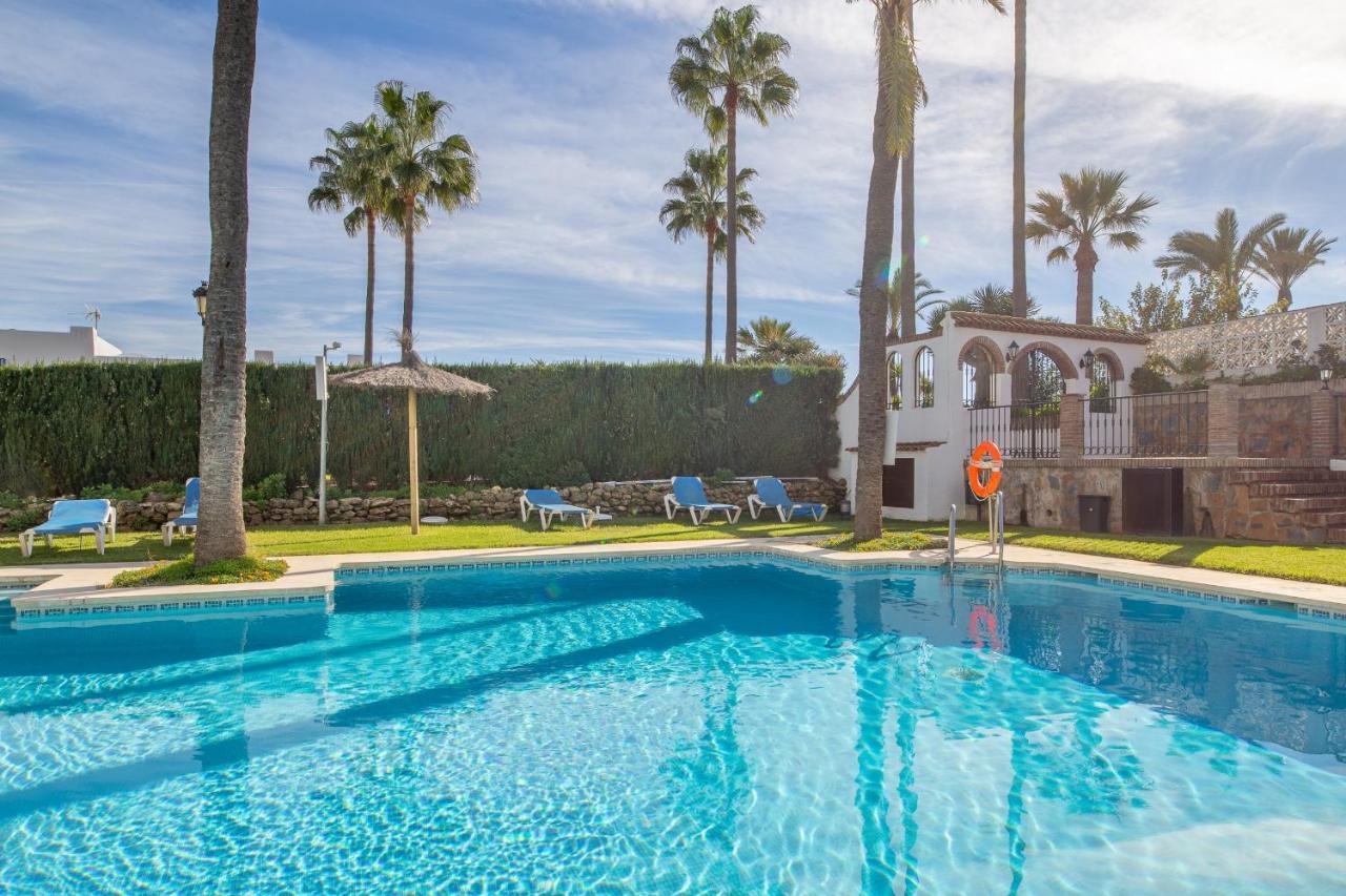 2261-Superb Apt On The Beach, On Duquesa Harbour Manilva Exteriör bild